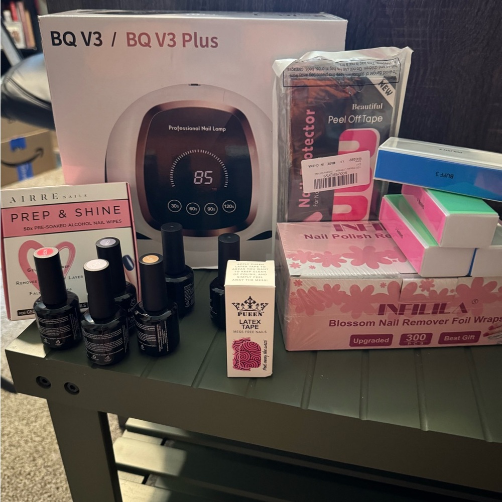 BQ V3 Plus LED Nail Lamp

Purchased from Amazon never used, all brand new items